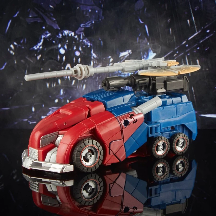 Hasbro Transformers Generations Studio Series Voyager Class Optimus Prime Gamer Edition 6 Hasbro Transformers Generations Studio Series Voyager Class Optimus Prime Gamer Edition - Image 6