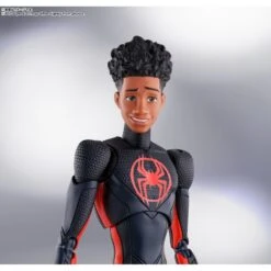 Bandai S.H. Figuarts Spider-Man: Across The Spider-Verse Miles Morales 24 Bandai S.H. Figuarts Spider-Man: Across The Spider-Verse Miles Morales -Negozio Funko bandai sh figuarts spider man across the spider verse miles morales 10