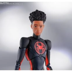 Bandai S.H. Figuarts Spider-Man: Across The Spider-Verse Miles Morales 23 Bandai S.H. Figuarts Spider-Man: Across The Spider-Verse Miles Morales -Negozio Funko bandai sh figuarts spider man across the spider verse miles morales 9