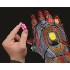 Hasbro Marvel Legends Avengers Endgame The Infinity Saga Nano Gauntlet 16 Hasbro Marvel Legends Avengers Endgame The Infinity Saga Nano Gauntlet -Negozio Funko hasbro marvel legends avengers endgame the infinity saga nano gauntlet 3
