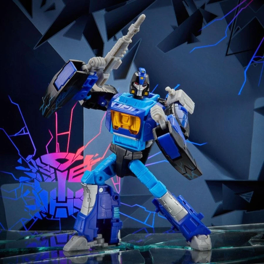 Hasbro Transformers Generations Blurr Shattered Glass 2 Hasbro Transformers Generations Blurr Shattered Glass - Image 2
