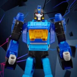 Hasbro Transformers Generations Blurr Shattered Glass 11 Hasbro Transformers Generations Blurr Shattered Glass -Negozio Funko hasbro transformers generations blurr shattered glass 3