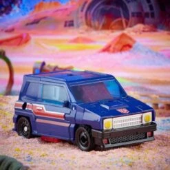 Hasbro Transformers Generations Legacy Autobot Skids -Negozio Funko hasbro transformers generations legacy autobot skids 3