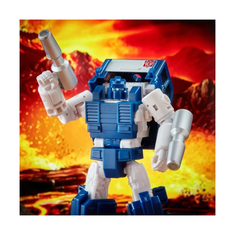 Hasbro Transformers Kingdom WFC-K32 Autobot Pipes 3 Hasbro Transformers Kingdom WFC-K32 Autobot Pipes - Image 3