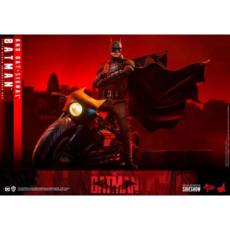 Hot Toys Movie Masterpiece The Batman Batman & Bat-Signal 1/6 Scale Collectible Figure Set 4 Hot Toys Movie Masterpiece The Batman Batman & Bat-Signal 1/6 Scale Collectible Figure Set - Image 4