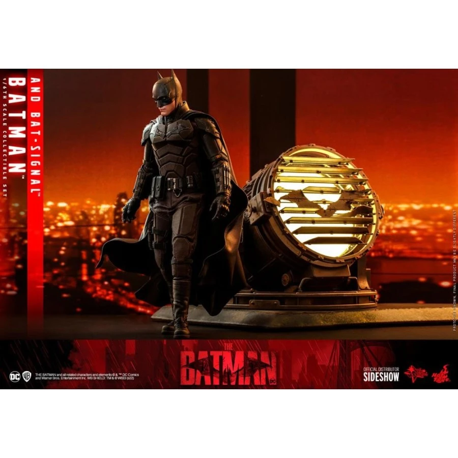 Hot Toys Movie Masterpiece The Batman Batman & Bat-Signal 1/6 Scale Collectible Figure Set 8 Hot Toys Movie Masterpiece The Batman Batman & Bat-Signal 1/6 Scale Collectible Figure Set - Image 8