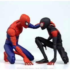 Sentinel SV Action Spider-Man Into The Spider-Verse Peter B. Parker Overseas Version -Negozio Funko sentinel sv action spider man into the spider verse peter b parker overseas version 11